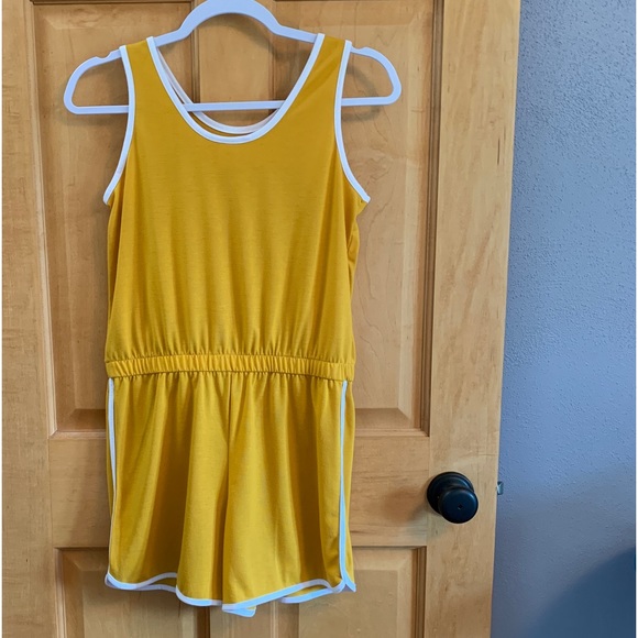 (K250) NWT Wonder Nation Girls XL (14-16) Mustard w/white Trim Romper - Picture 6 of 9